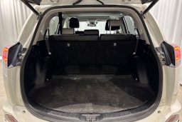 valkoinen Toyota RAV4 2016 kuva 15.
