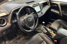 musta Toyota RAV4 2016 kuva 3.