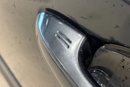 musta Toyota RAV4 2016 kuva 6.