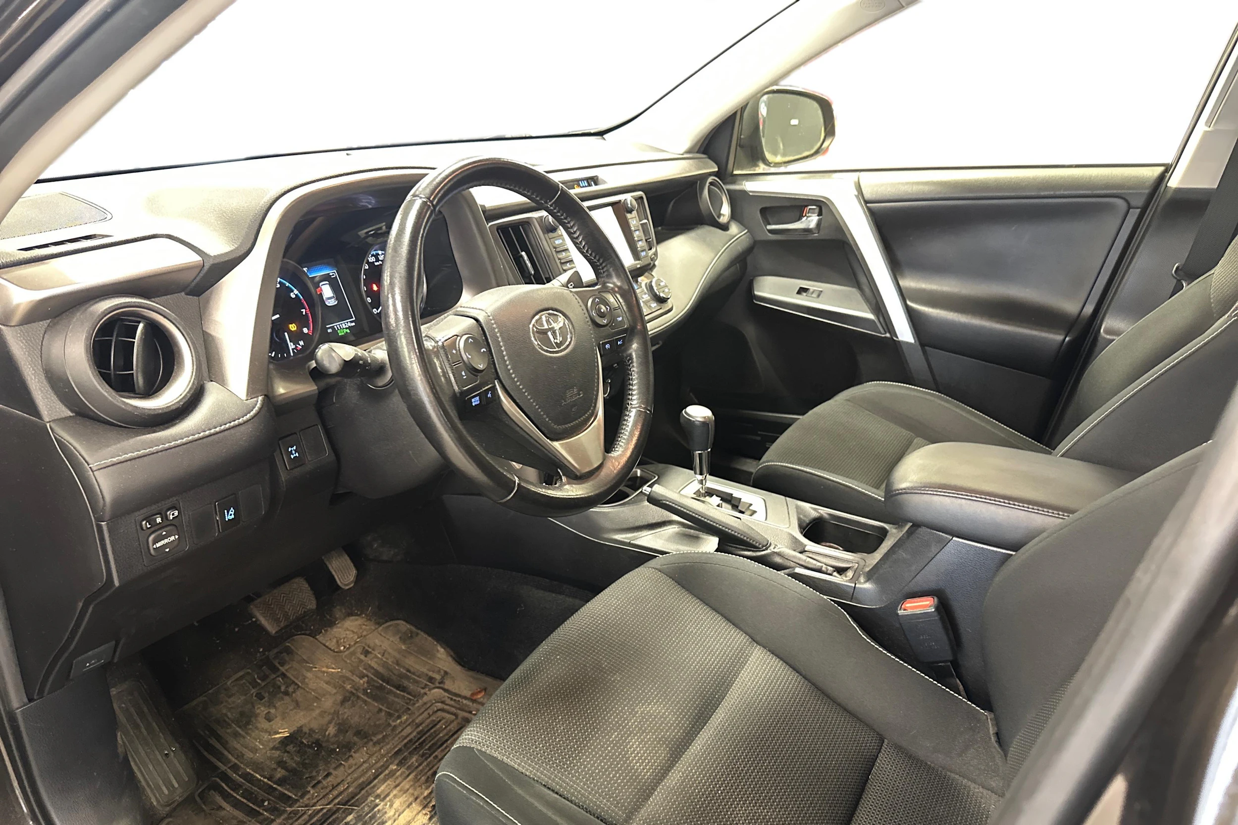 ruskea (beige) Toyota RAV4 2016 kuva 3.
