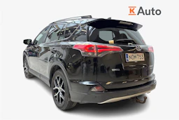 Musta Toyota RAV4 2016 kuva 3.