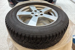 Musta Toyota RAV4 2016 kuva 15.