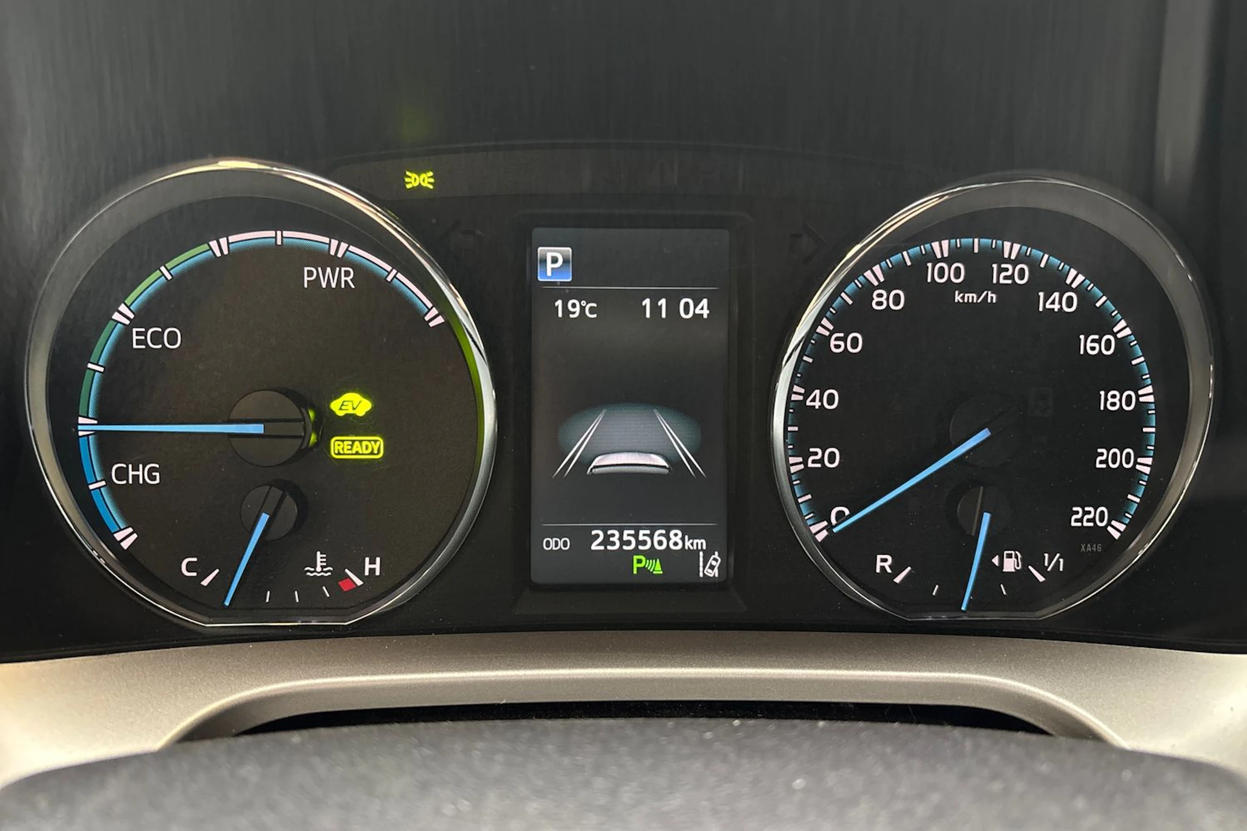 Musta Toyota RAV4 2016 kuva 21.