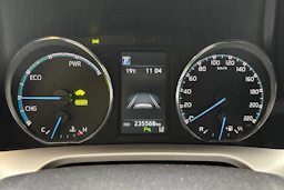 Musta Toyota RAV4 2016 kuva 21.