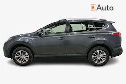 harmaa Toyota RAV4 2016 kuva 6.