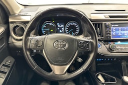 harmaa Toyota RAV4 2016 kuva 15.