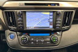 harmaa Toyota RAV4 2016 kuva 18.