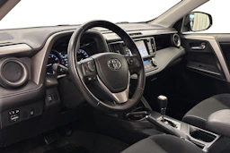 harmaa Toyota RAV4 2016 kuva 6.