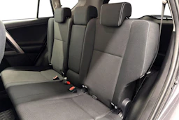 harmaa Toyota RAV4 2016 kuva 8.