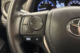 harmaa Toyota RAV4 2016 kuva 12.