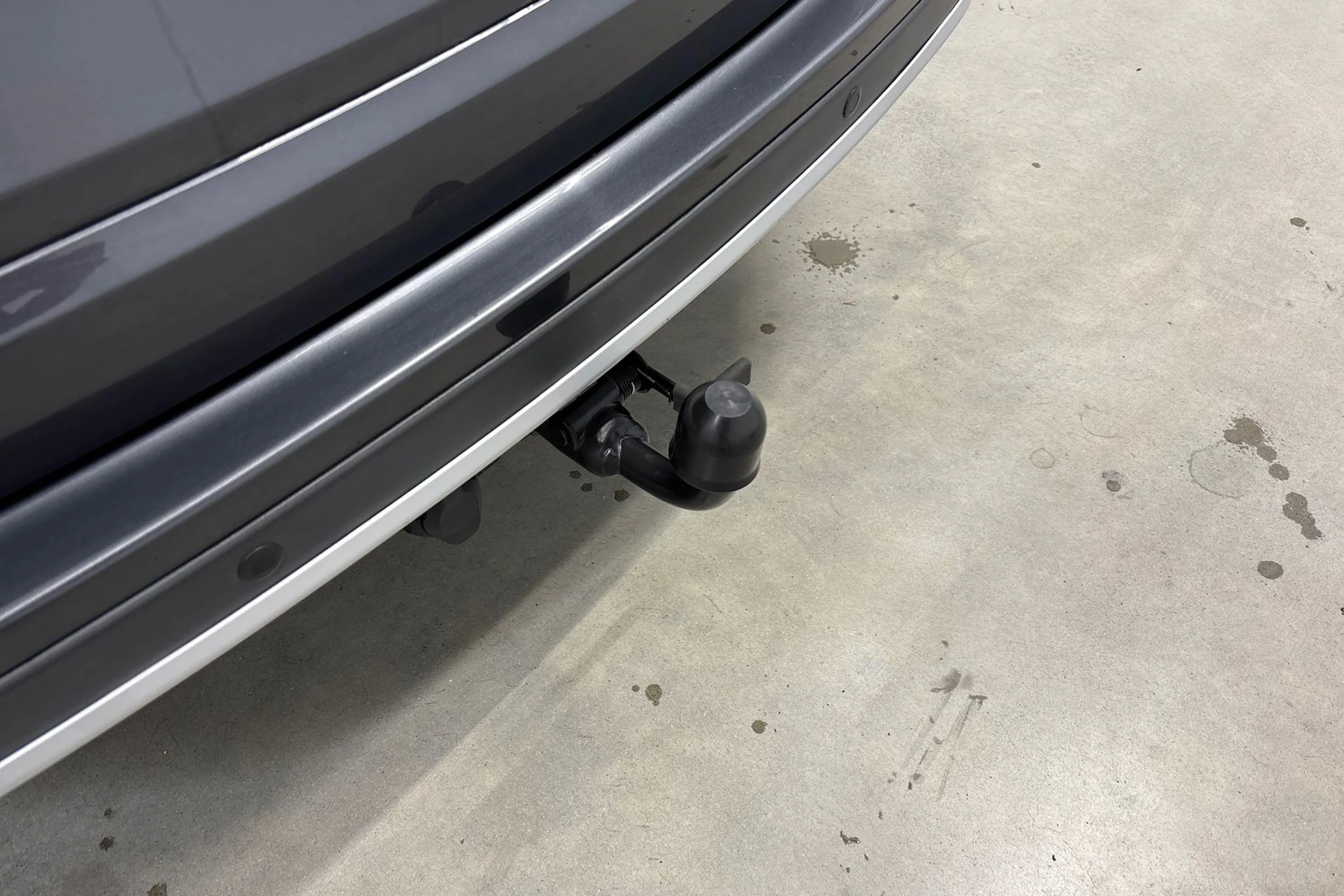 harmaa Toyota RAV4 2016 kuva 21.