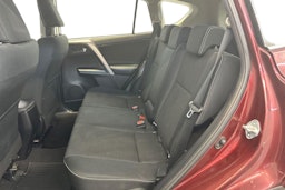 punainen Toyota RAV4 2016 kuva 8.