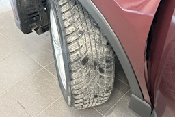 punainen Toyota RAV4 2016 kuva 10.
