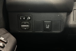 punainen Toyota RAV4 2016 kuva 15.