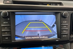 punainen Toyota RAV4 2016 kuva 24.