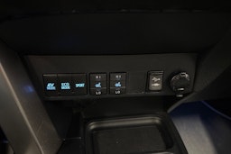sininen Toyota RAV4 2017 kuva 29.