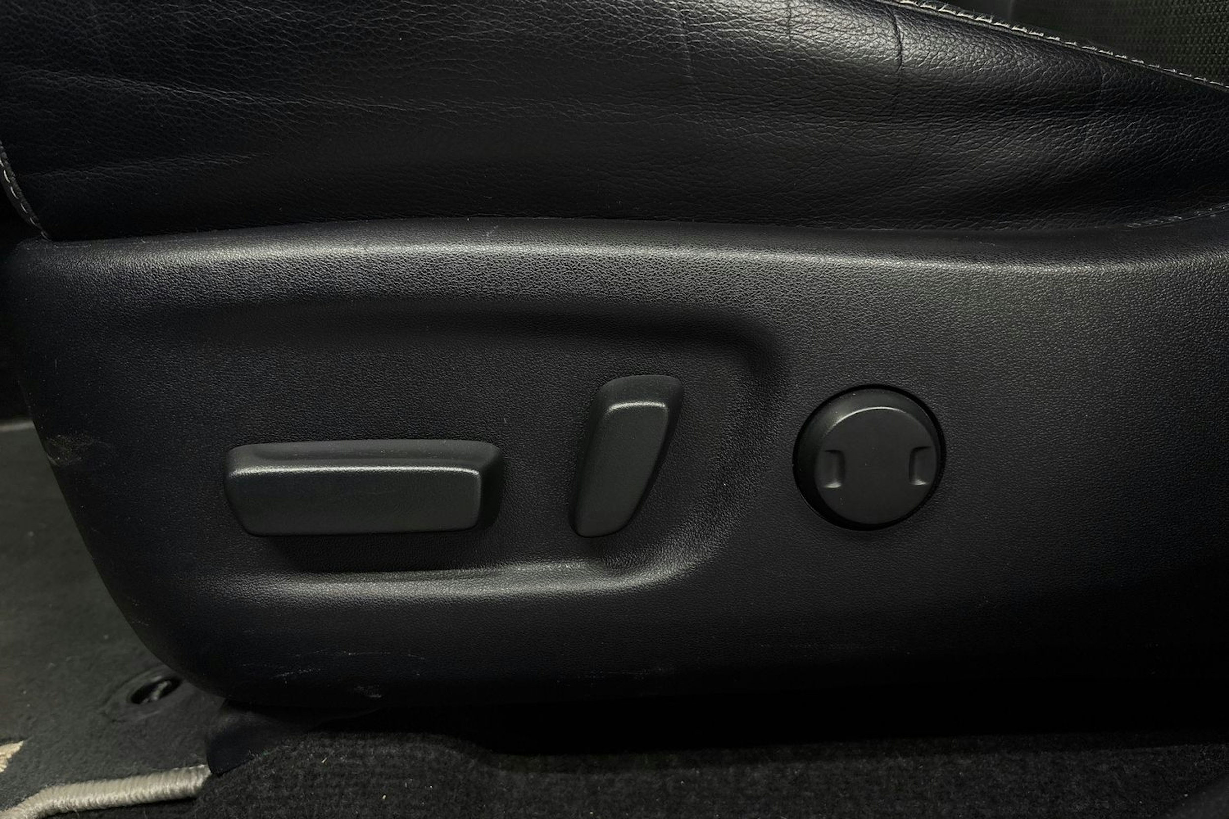 sininen Toyota RAV4 2017 kuva 31.