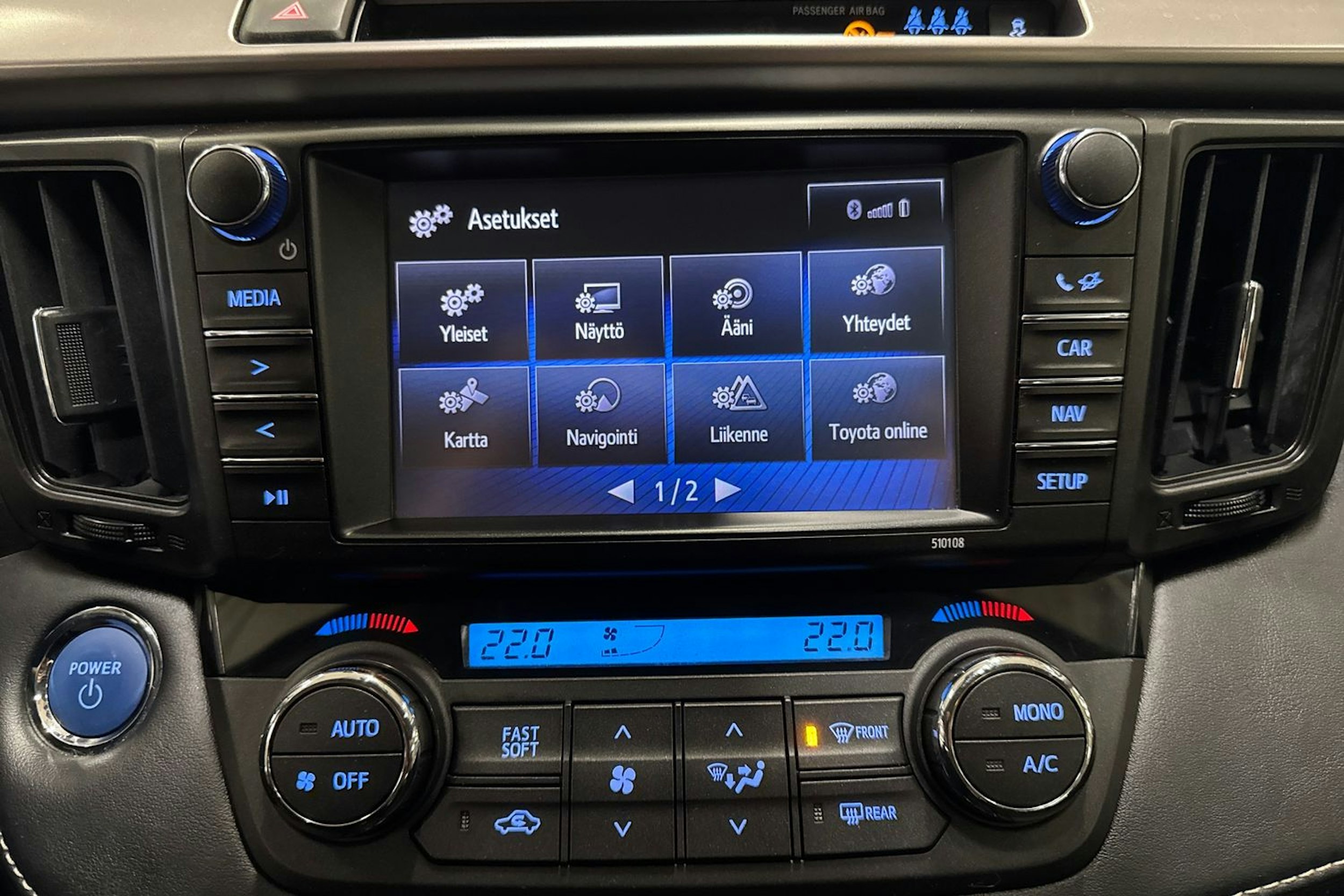 ruskea (beige) Toyota RAV4 2017 kuva 12.