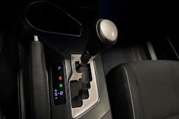 ruskea (beige) Toyota RAV4 2017 kuva 15.