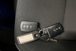 ruskea (beige) Toyota RAV4 2017 kuva 18.