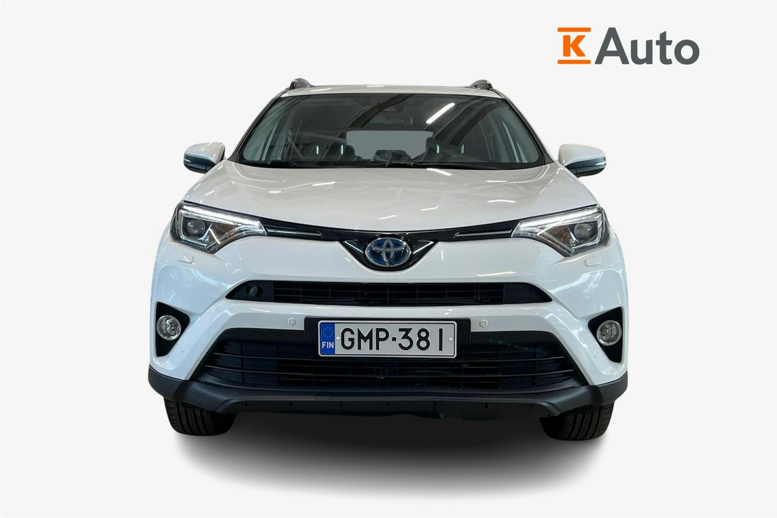 valkoinen Toyota RAV4 2017 kuva 5.