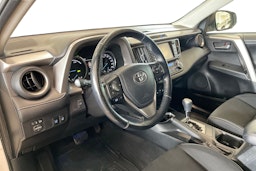 valkoinen Toyota RAV4 2017 kuva 7.