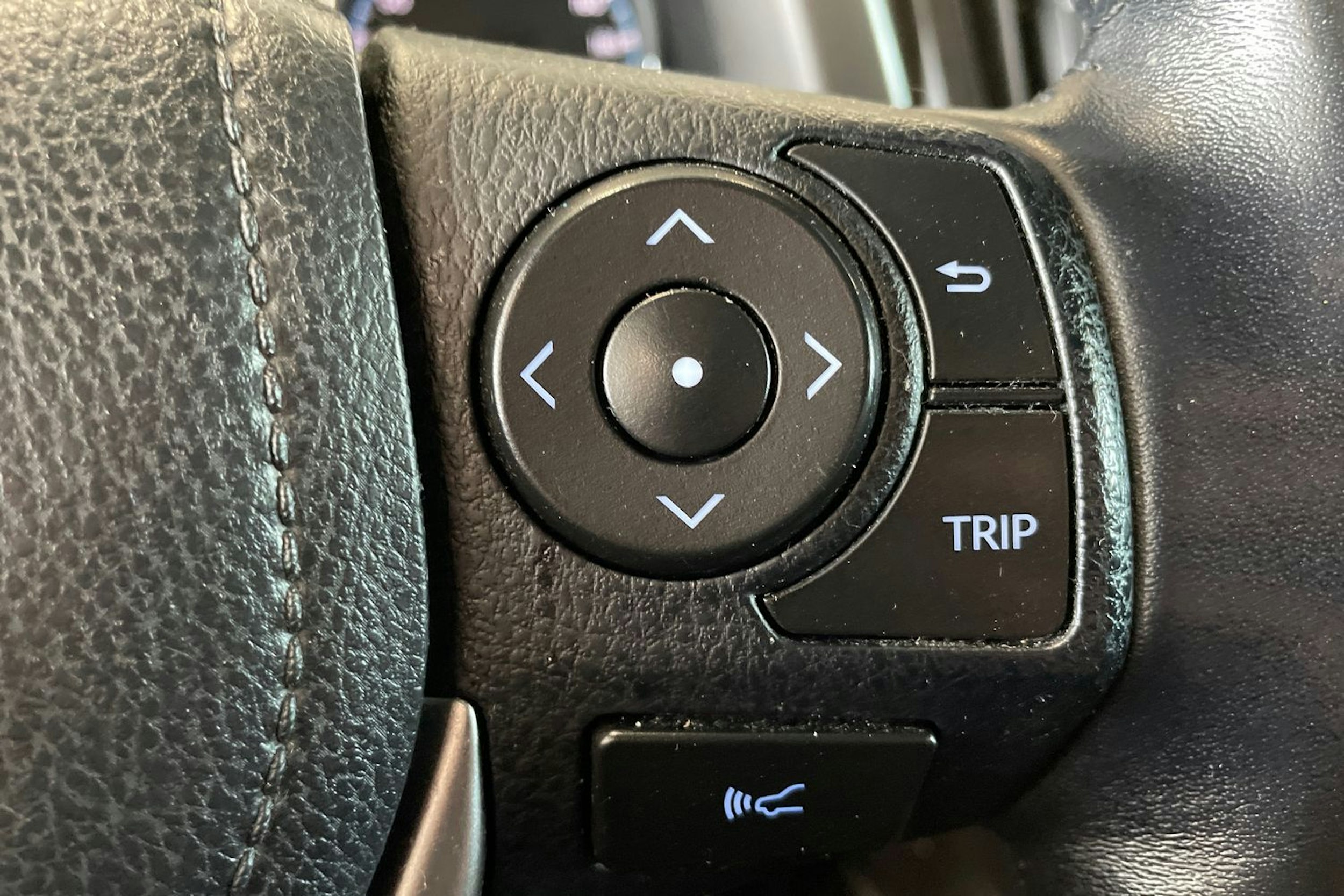 valkoinen Toyota RAV4 2017 kuva 17.