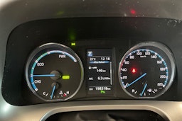 valkoinen Toyota RAV4 2017 kuva 20.