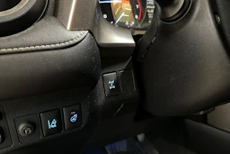 valkoinen Toyota RAV4 2017 kuva 4.