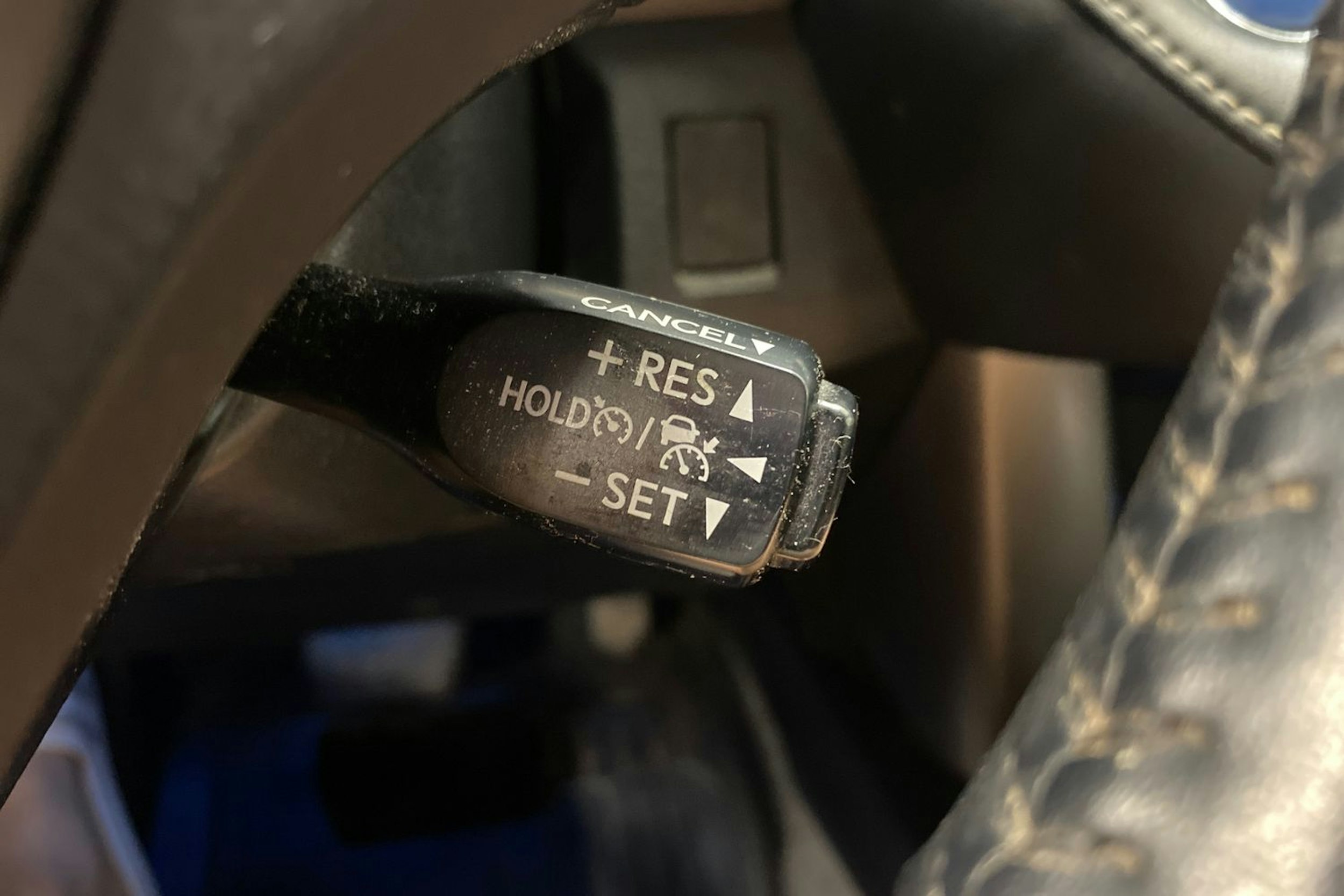 punainen Toyota RAV4 2017 kuva 17.