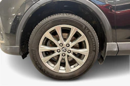 musta Toyota RAV4 2017 kuva 9.
