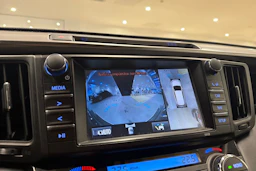 musta Toyota RAV4 2017 kuva 15.
