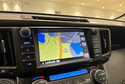 musta Toyota RAV4 2017 kuva 16.
