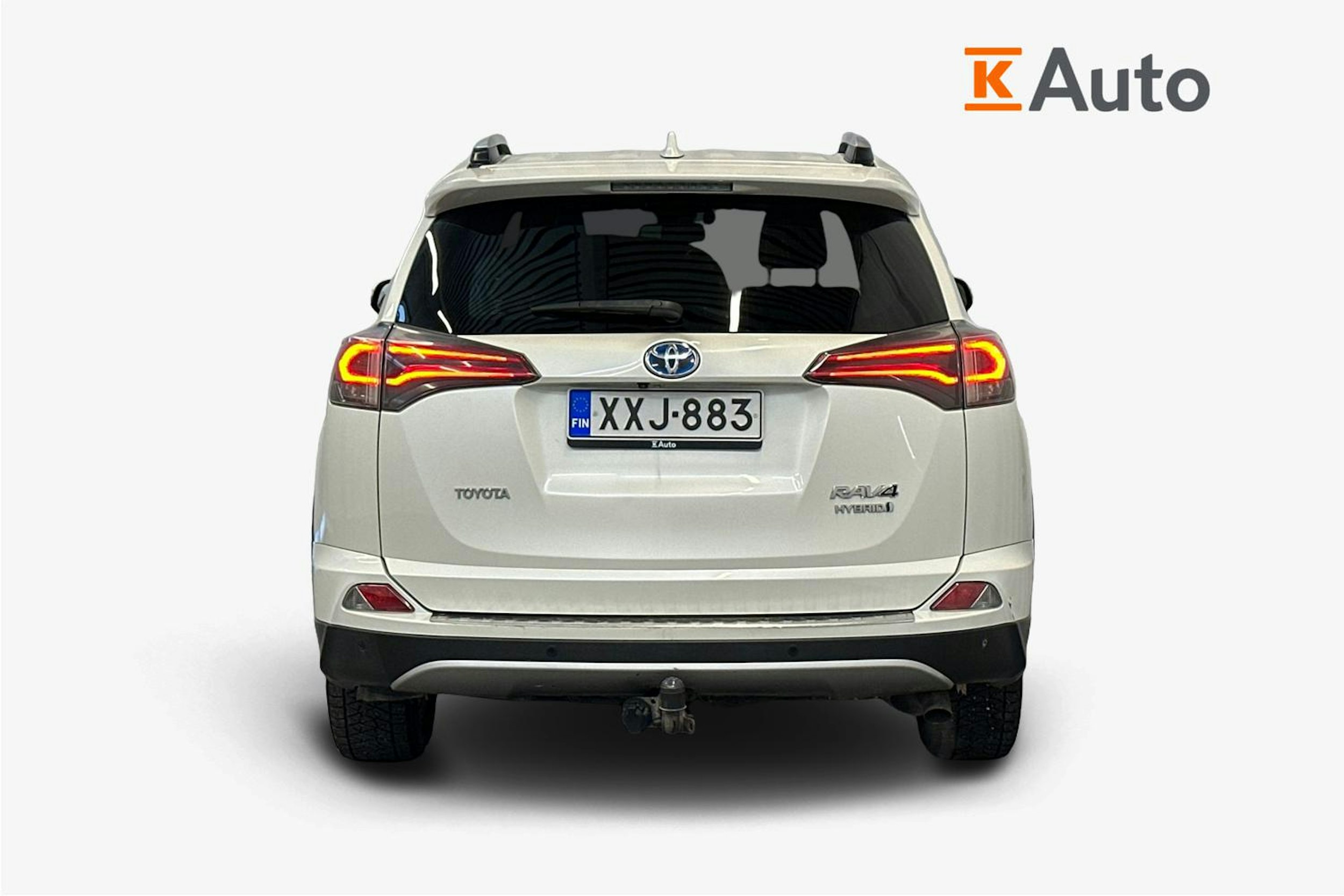 valkoinen Toyota RAV4 2017 kuva 3.