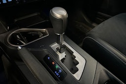 valkoinen Toyota RAV4 2017 kuva 13.