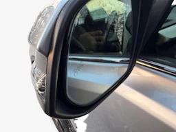 met. hopea Toyota RAV4 2018 kuva 6.