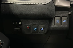 met. hopea Toyota RAV4 2018 kuva 22.