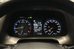 met. hopea Toyota RAV4 2018 kuva 23.