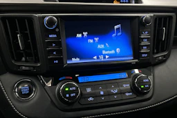 met. hopea Toyota RAV4 2018 kuva 24.