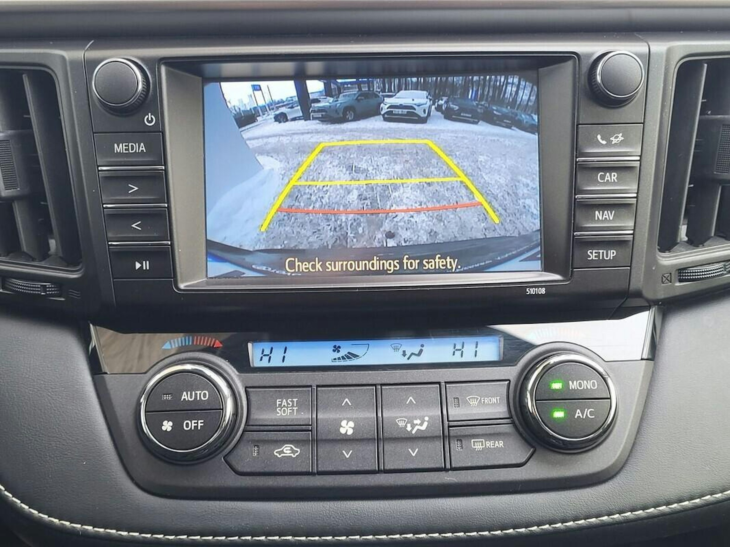 musta Toyota RAV4 2018 kuva 5.