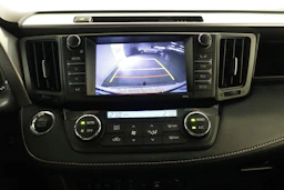 valkoinen Toyota RAV4 2018 kuva 8.