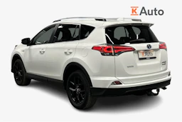 valkoinen Toyota RAV4 2018 kuva 3.
