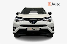valkoinen Toyota RAV4 2018 kuva 5.
