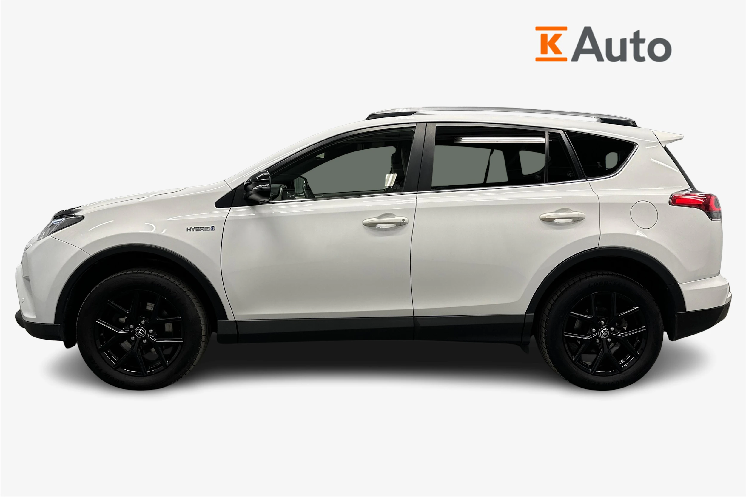 valkoinen Toyota RAV4 2018 kuva 7.