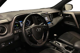 valkoinen Toyota RAV4 2018 kuva 8.