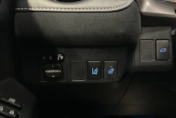 valkoinen Toyota RAV4 2018 kuva 23.