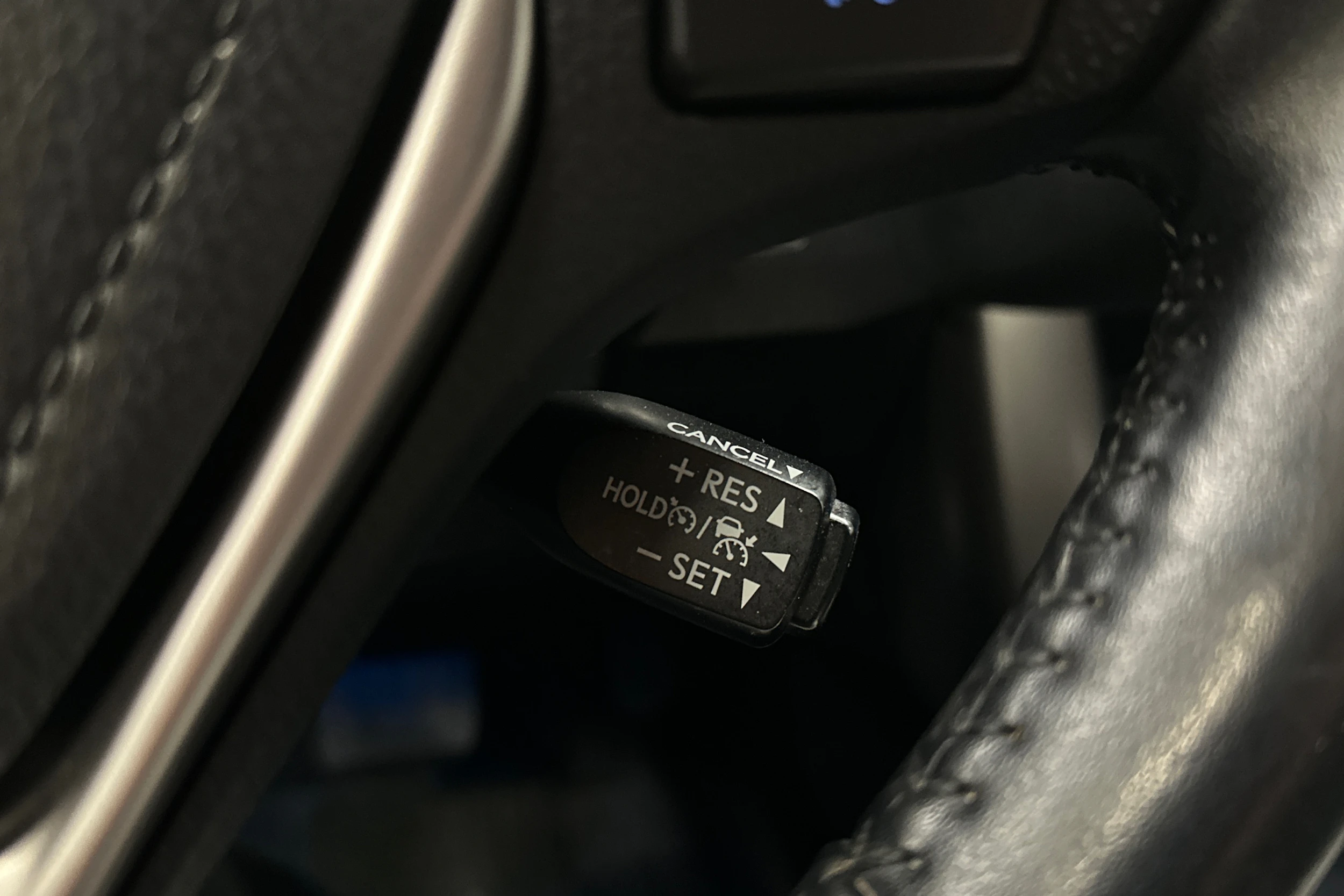 valkoinen Toyota RAV4 2018 kuva 24.