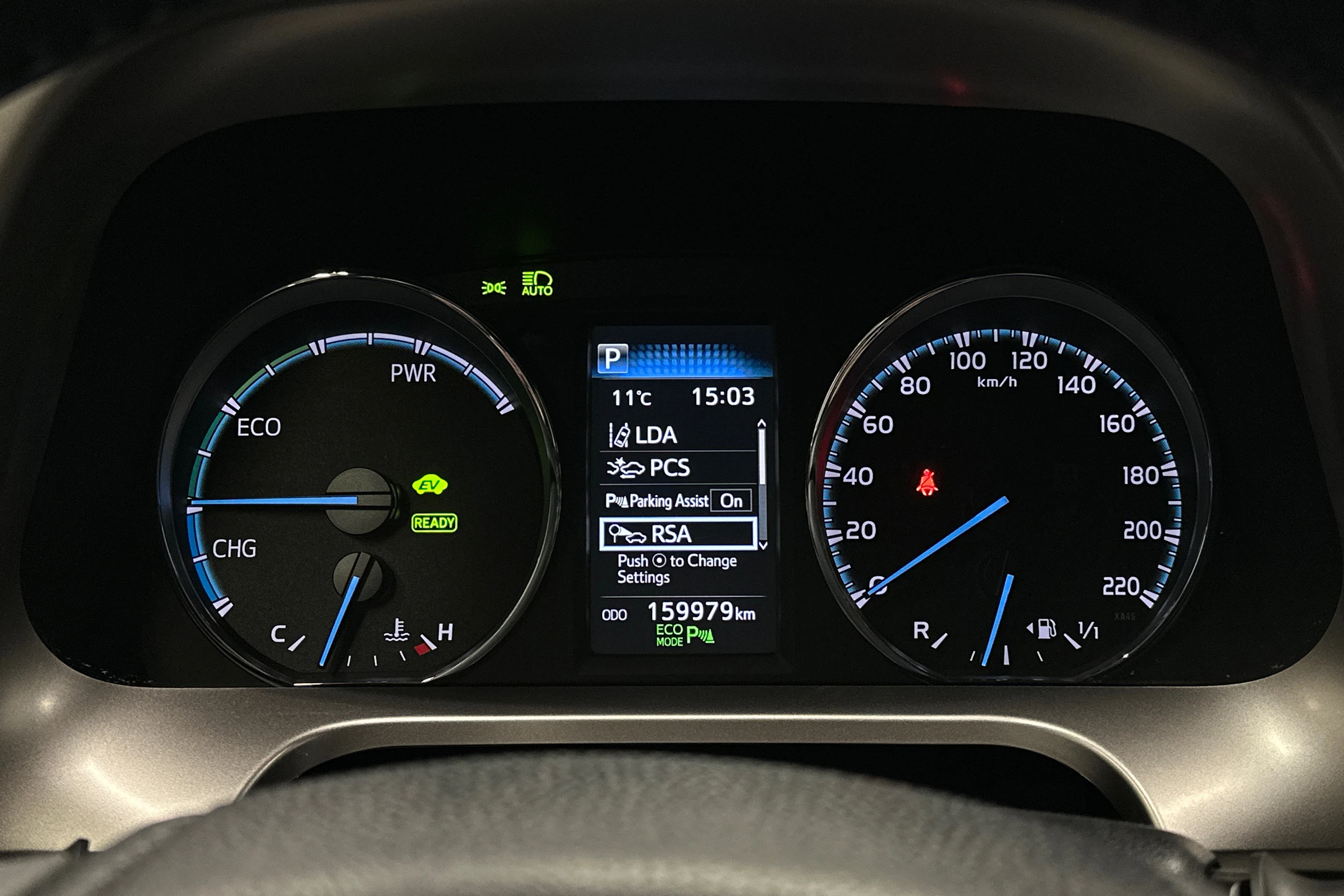 valkoinen Toyota RAV4 2018 kuva 25.