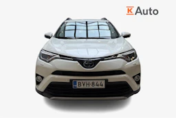 valkoinen Toyota RAV4 2018 kuva 4.