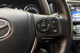 valkoinen Toyota RAV4 2018 kuva 14.